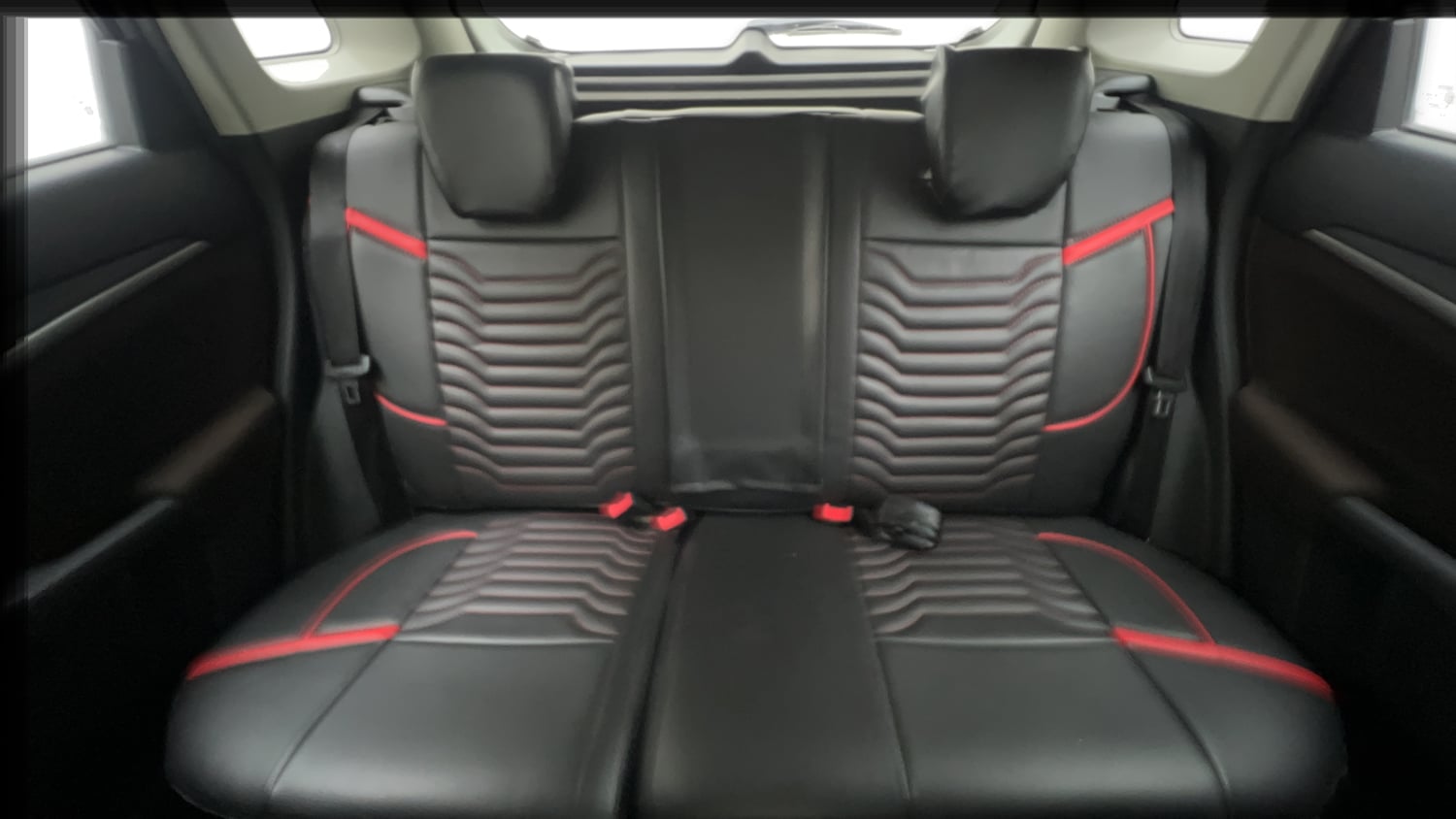 Used 2022 Maruti Suzuki Brezza ZXi Petrol Manual interior REAR SEAT CONDITION VIEW