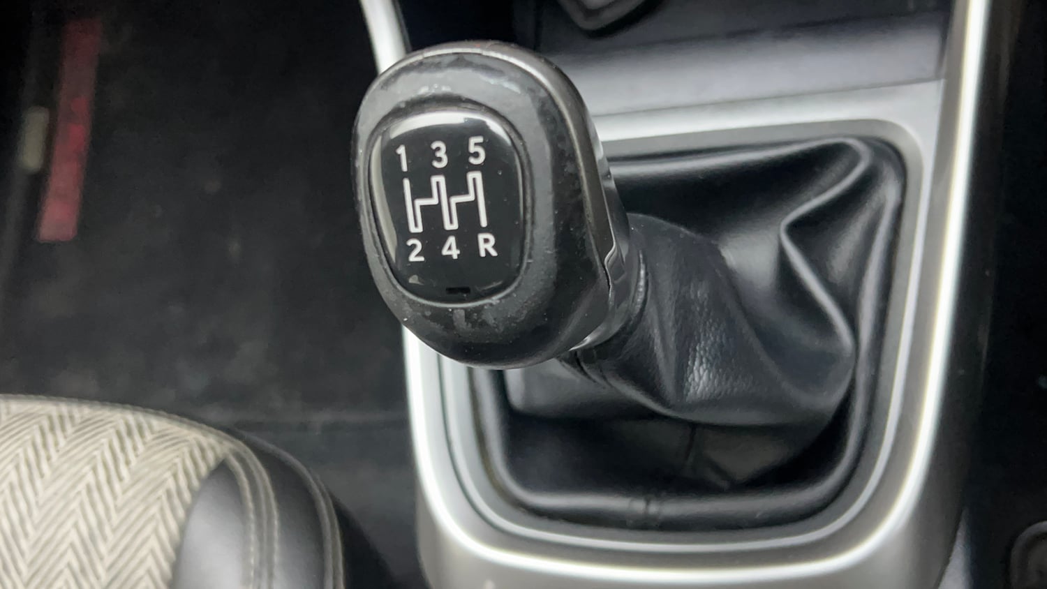 Used 2020 Tata Altroz XZ Petrol Petrol Manual interior GEAR  KNOB VIEW