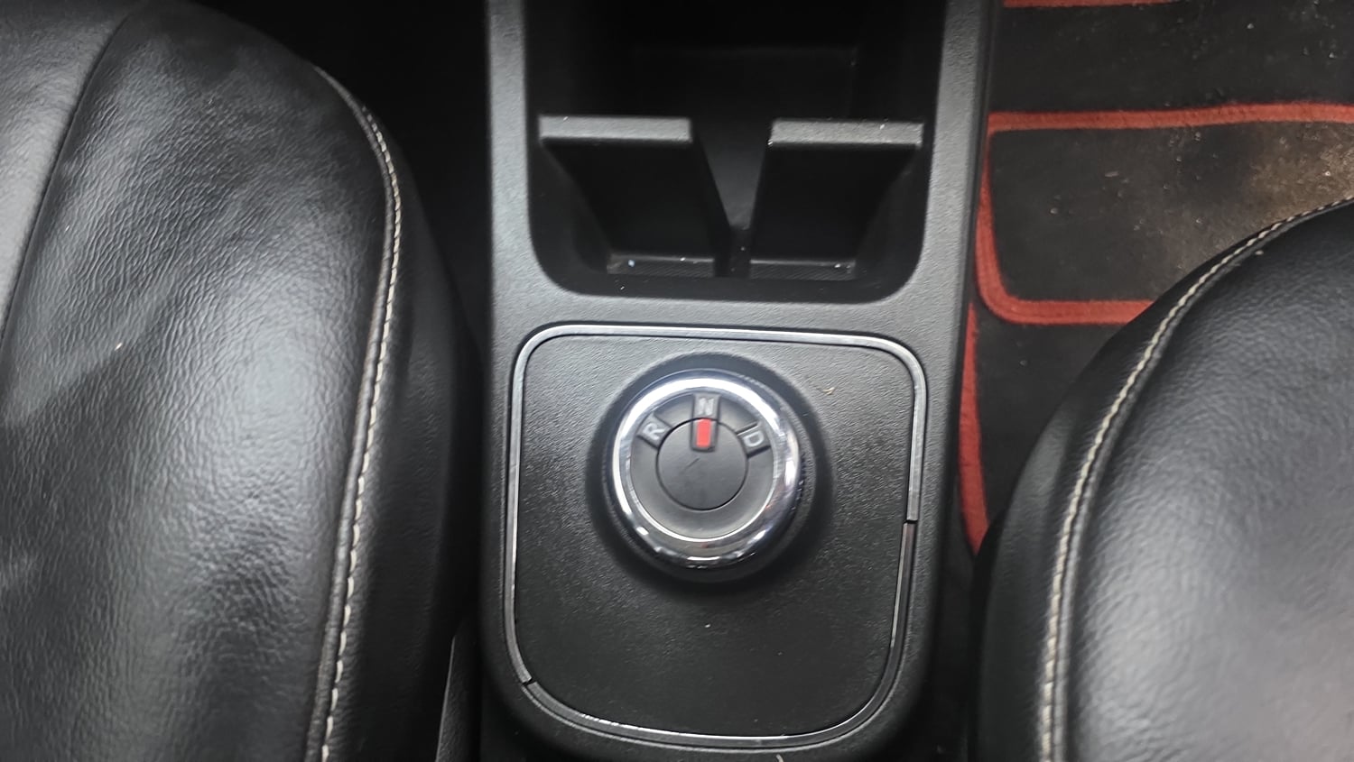 Used 2020 Renault Kwid Neotech RXL 1.0  AMT Petrol Automatic interior GEAR  KNOB VIEW