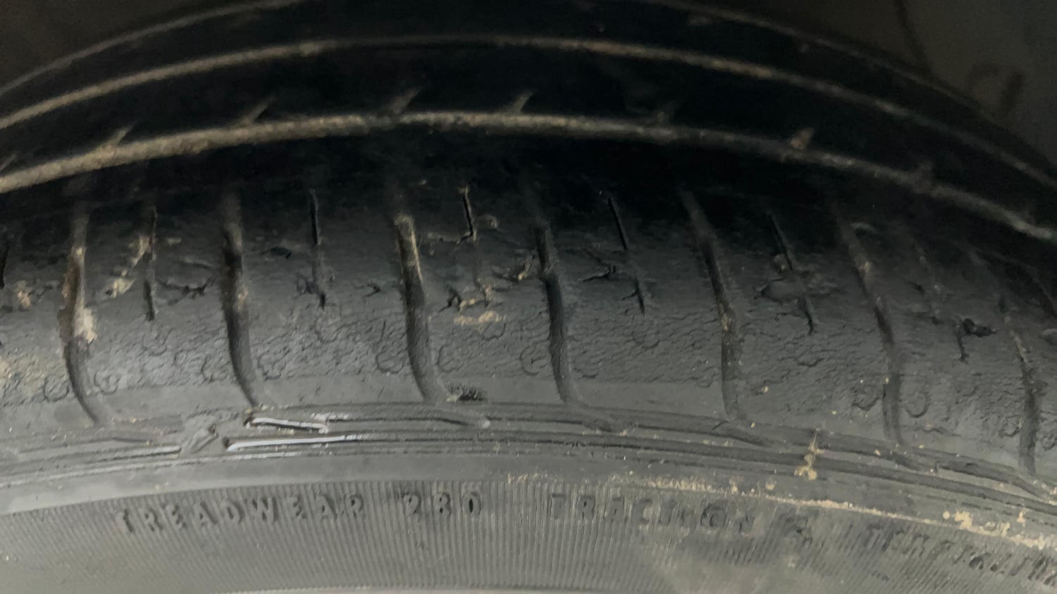 Used 2023 Hyundai Grand i10 Nios Sportz 1.2 Kappa VTVT CNG Cng Manual tyres RIGHT FRONT TYRE TREAD VIEW