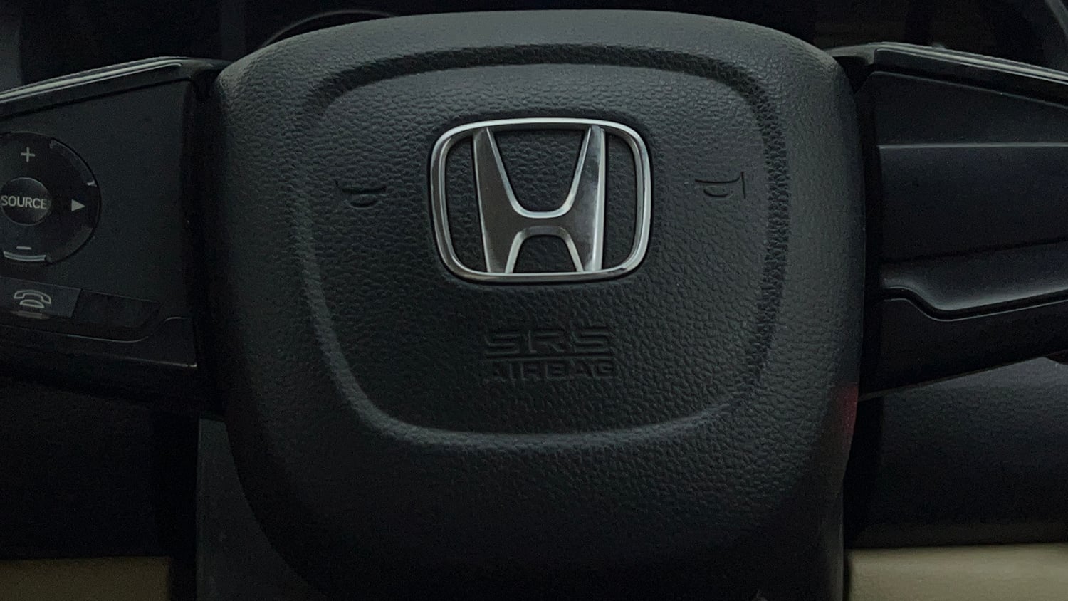 Used 2019 Honda Amaze 1.2 V CVT Petrol Petrol Automatic top_features Airbags