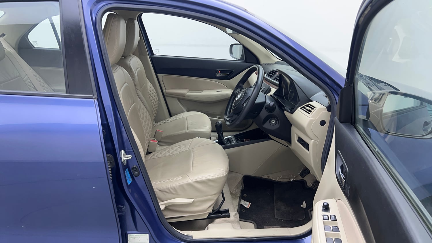 Used 2018 Maruti Suzuki Dzire VXi Petrol Manual interior RIGHT SIDE FRONT DOOR CABIN VIEW