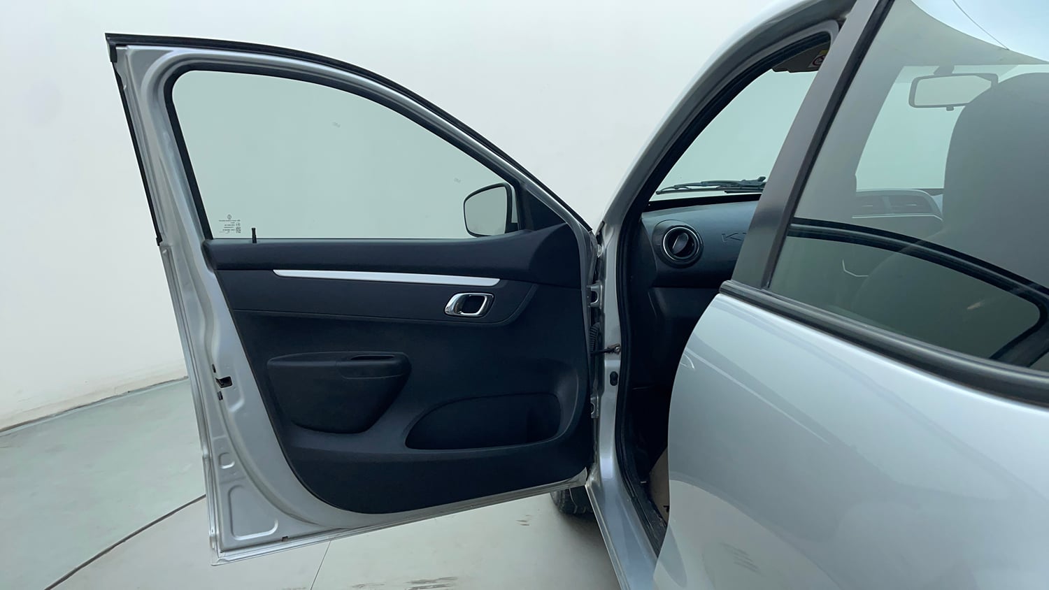 Used 2024 Renault Kwid CLIMBER AMT Petrol Automatic interior LEFT FRONT DOOR OPEN VIEW