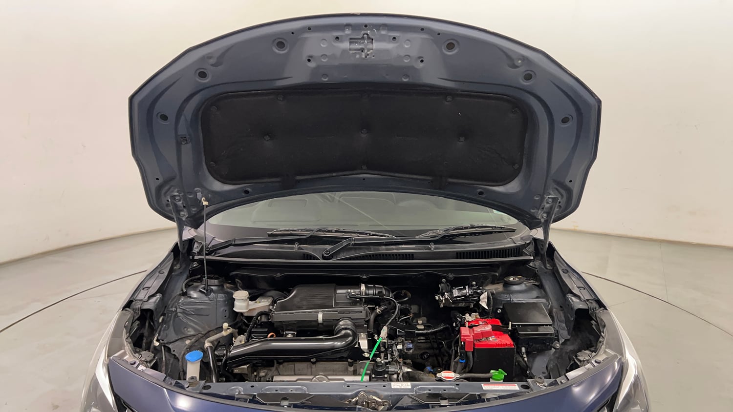 Used 2022 Maruti Suzuki Baleno Alpha MT Petrol Manual engine ENGINE & BONNET OPEN FRONT VIEW