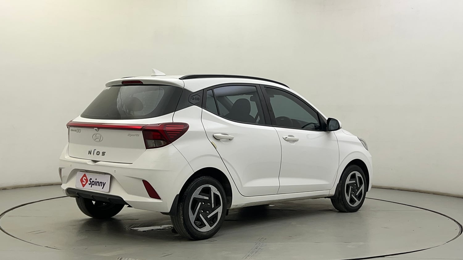 Used 2023 Hyundai Grand i10 Nios Sportz 1.2 Kappa VTVT CNG Cng Manual exterior RIGHT REAR CORNER VIEW