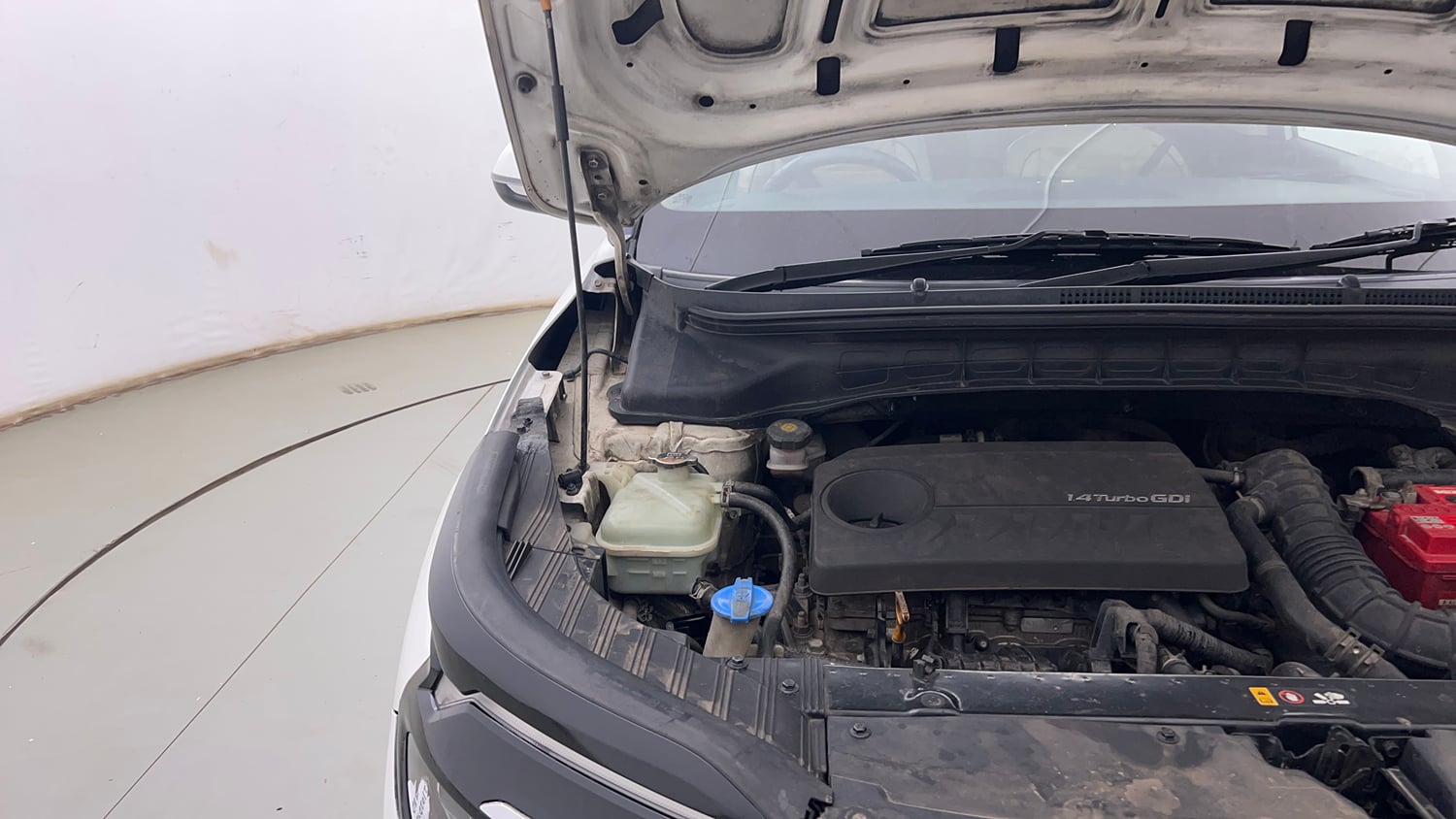 Used 2022 Kia Carens Luxury 1.4 Petrol 7 STR Petrol Manual engine ENGINE RIGHT SIDE HINGE & APRON VIEW