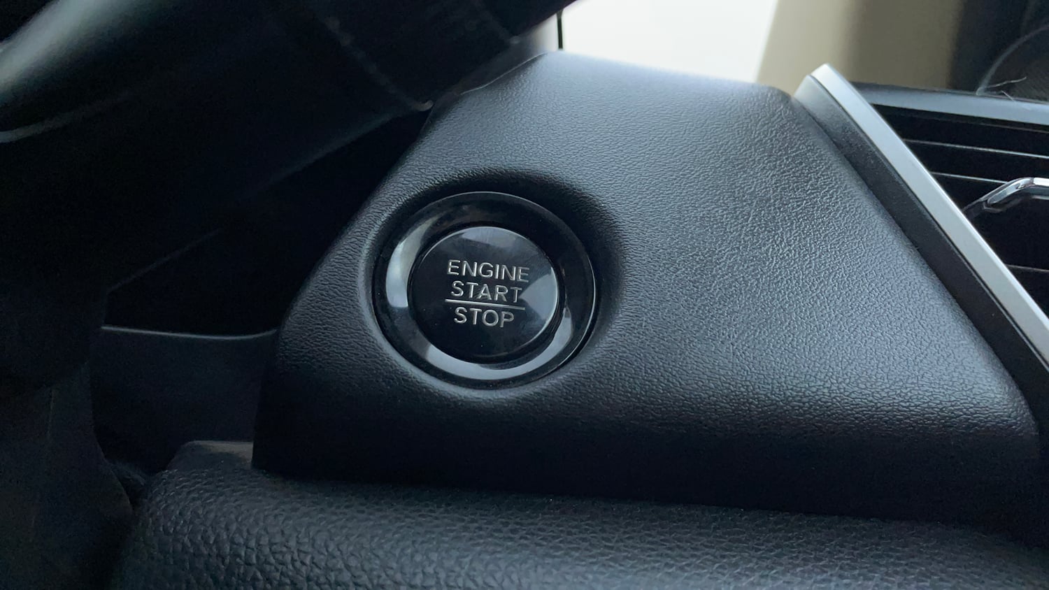 Used 2022 Honda City ZX CVT Petrol Petrol Automatic top_features Keyless start