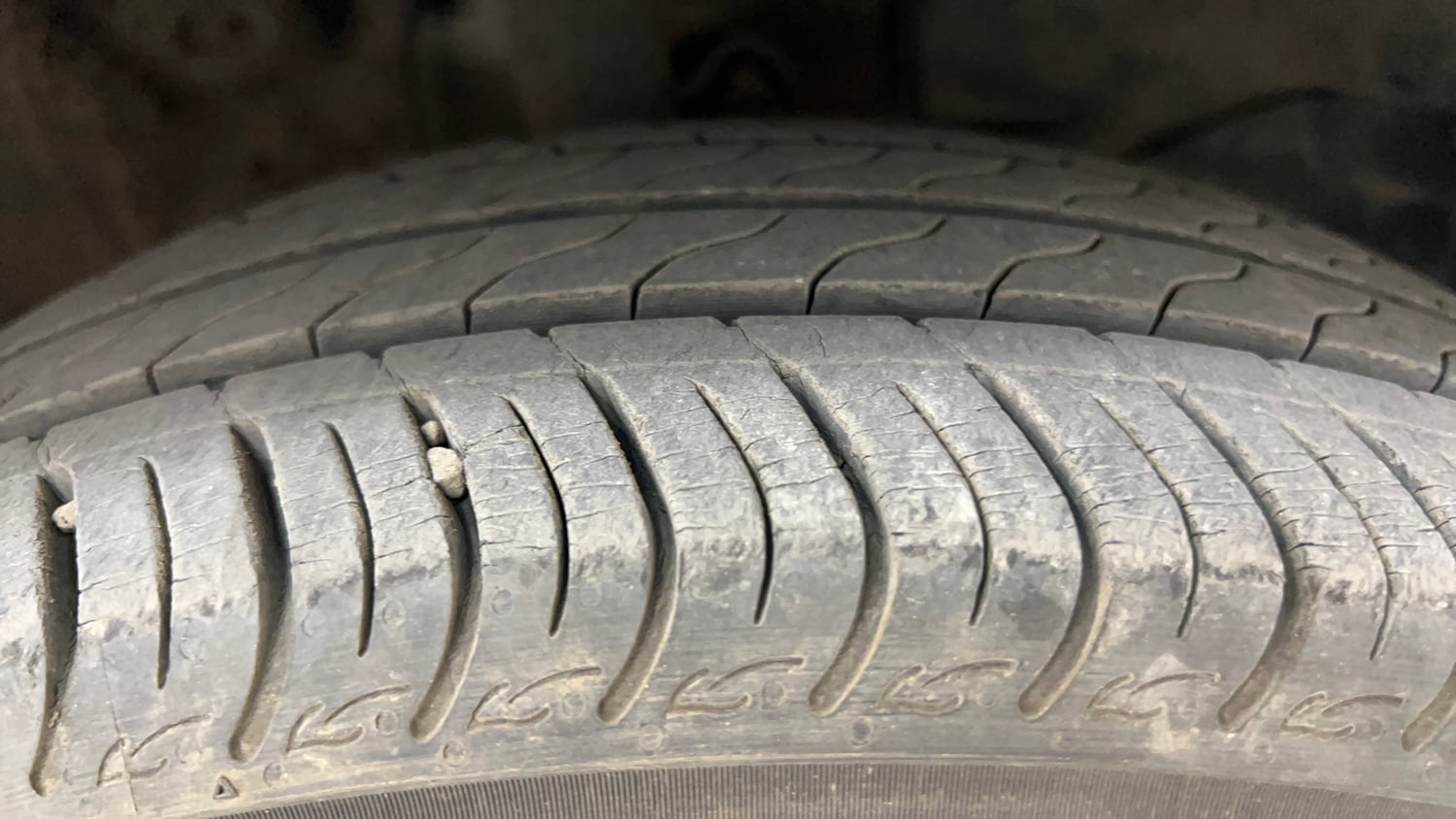 Used 2019 Honda Amaze 1.2 VX MT Petrol Petrol Manual tyres RIGHT FRONT TYRE TREAD VIEW