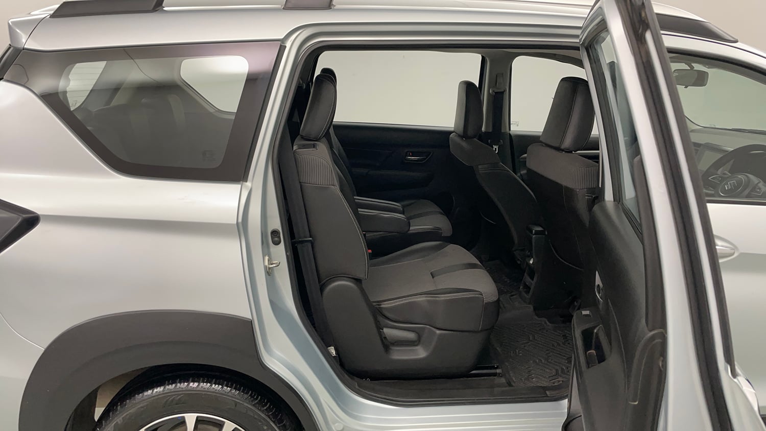 Used 2023 Maruti Suzuki XL6 Zeta MT Petrol Petrol Manual interior RIGHT SIDE REAR DOOR CABIN VIEW