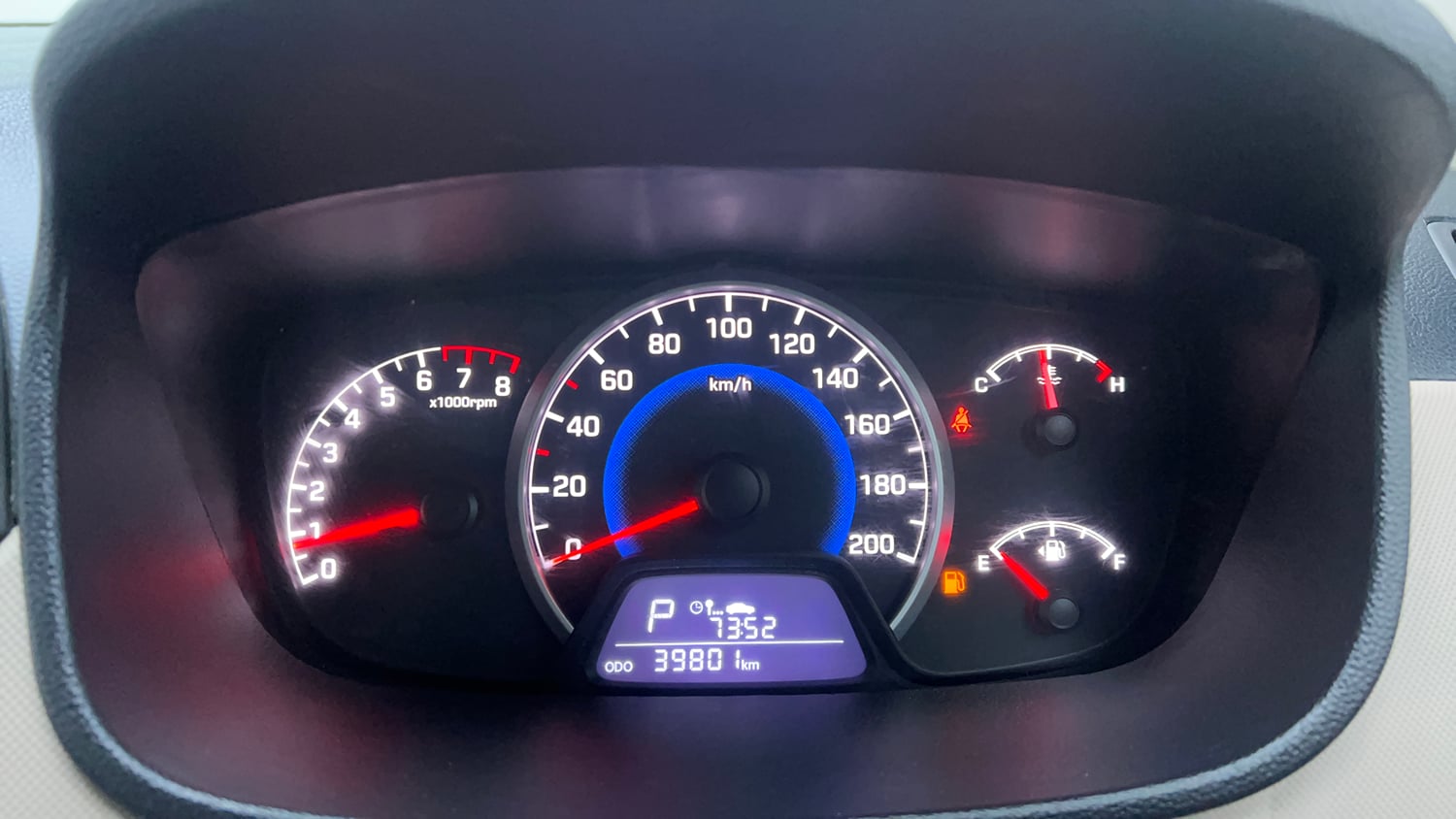 Used 2018 Hyundai Grand i10 Sportz AT 1.2 Kappa VTVT Petrol Automatic interior CLUSTERMETER VIEW