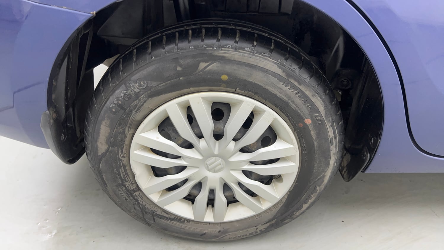 Used 2018 Maruti Suzuki Dzire VXi Petrol Manual tyres RIGHT REAR TYRE RIM VIEW