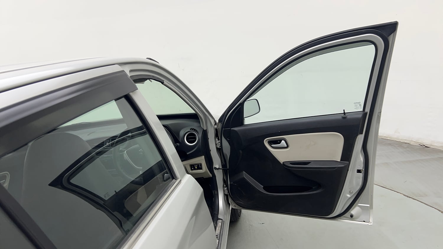 Used 2021 Maruti Suzuki Alto 800 LXi (O) CNG Cng Manual interior RIGHT FRONT DOOR OPEN VIEW