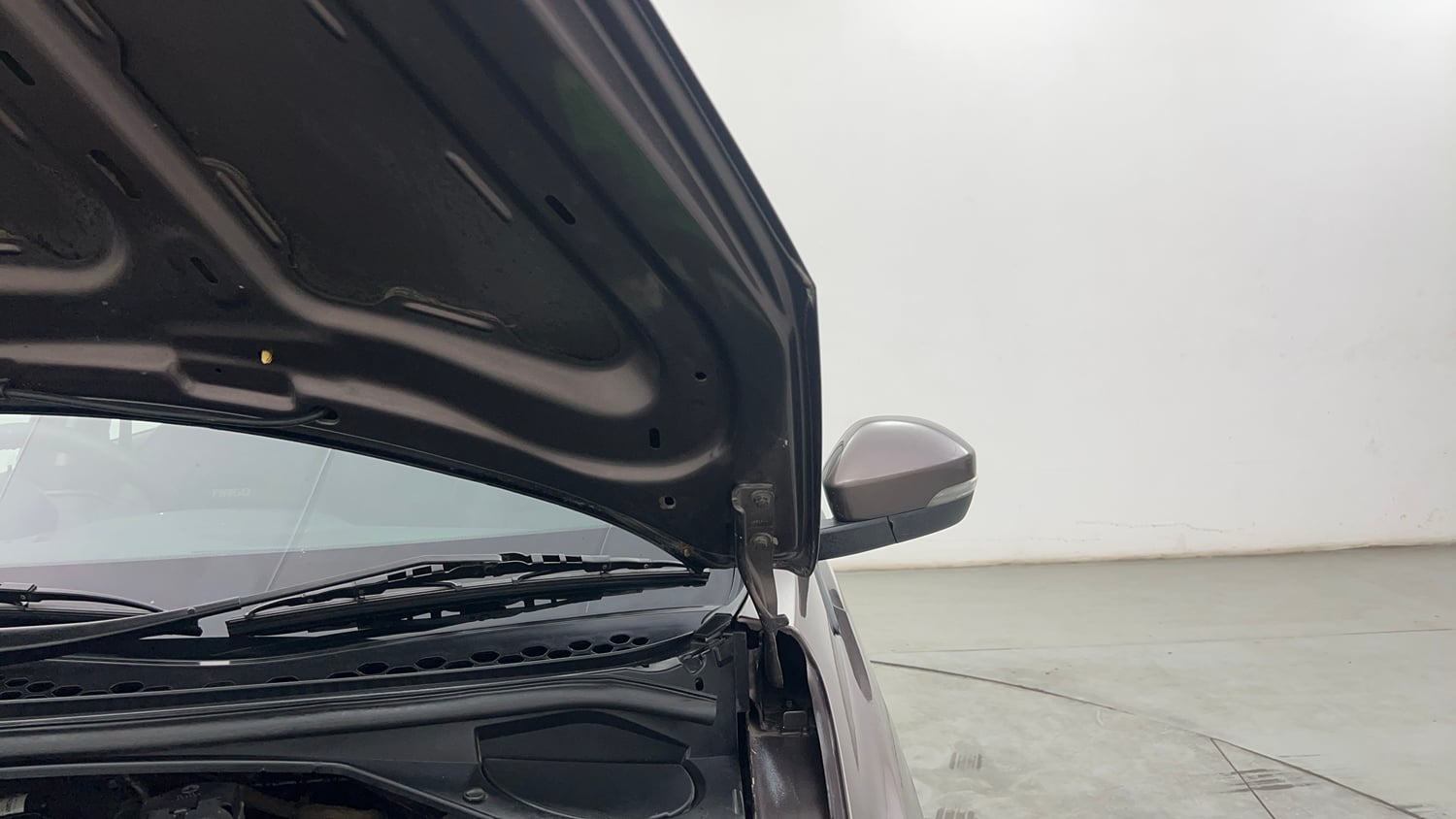 Used 2019 Tata Tiago Revotron XZ Petrol Manual engine ENGINE LEFT SIDE HINGE & APRON VIEW
