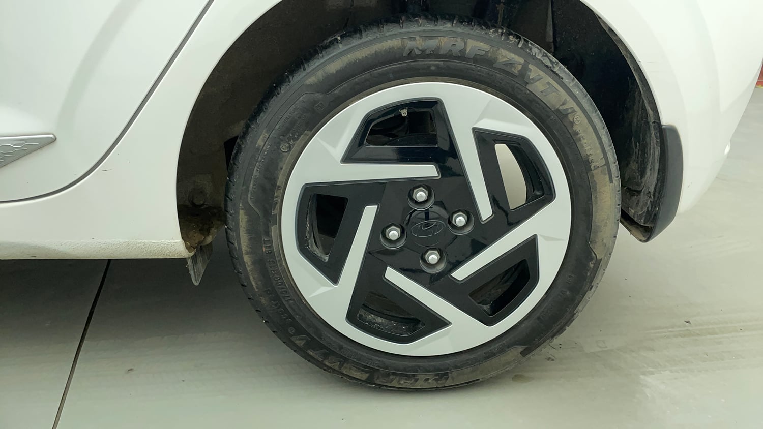 Used 2024 Hyundai Grand i10 Nios Sportz 1.2 Kappa VTVT Petrol Manual tyres LEFT REAR TYRE RIM VIEW