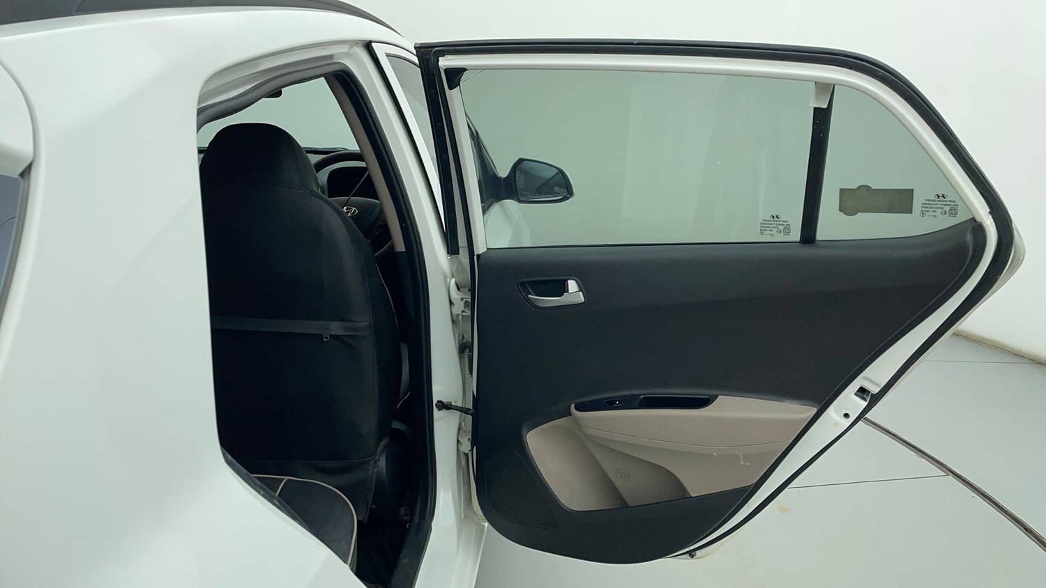 Used 2015 Hyundai Grand i10 Sportz 1.2 Kappa VTVT Petrol Manual interior RIGHT REAR DOOR OPEN VIEW