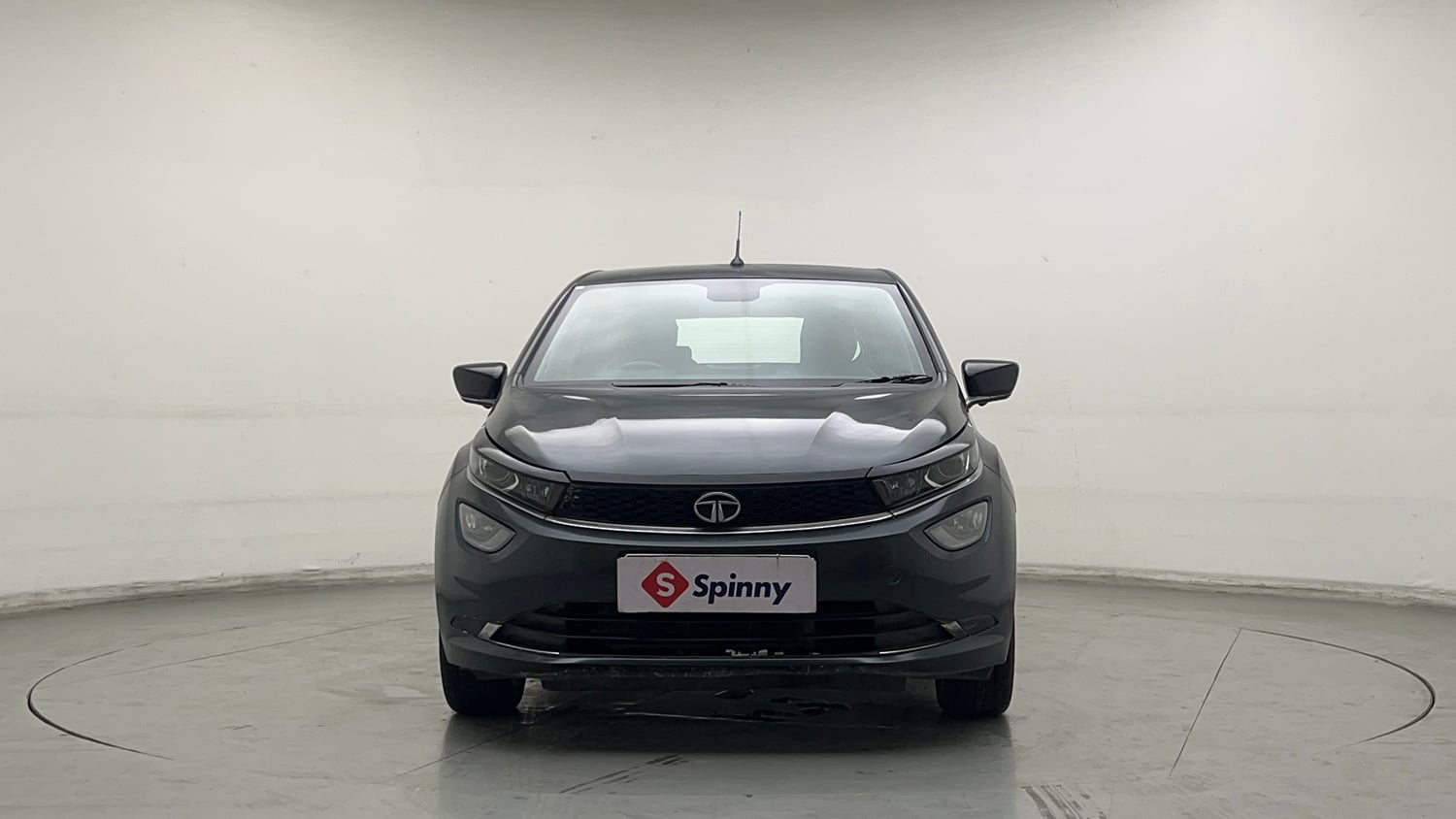 Used 2020 Tata Altroz XZ Petrol Petrol Manual exterior FRONT VIEW