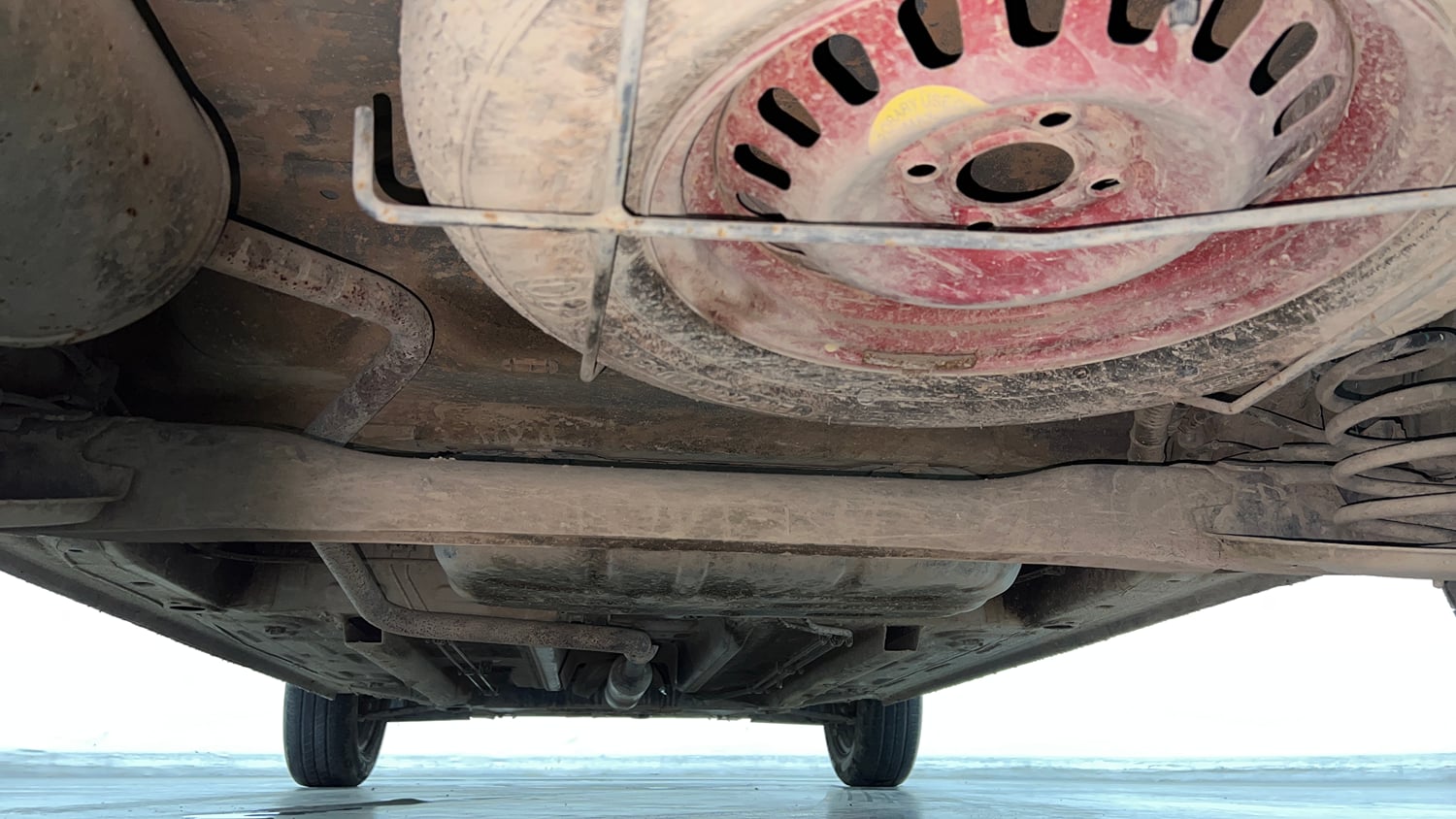 Used 2021 Renault Triber RXZ Petrol Manual extra REAR UNDERBODY VIEW (TAKEN FROM REAR)