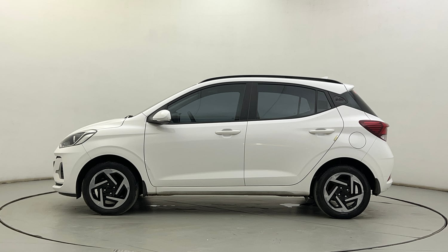 Used 2023 Hyundai Grand i10 Nios Sportz 1.2 Kappa VTVT CNG Cng Manual exterior LEFT SIDE VIEW