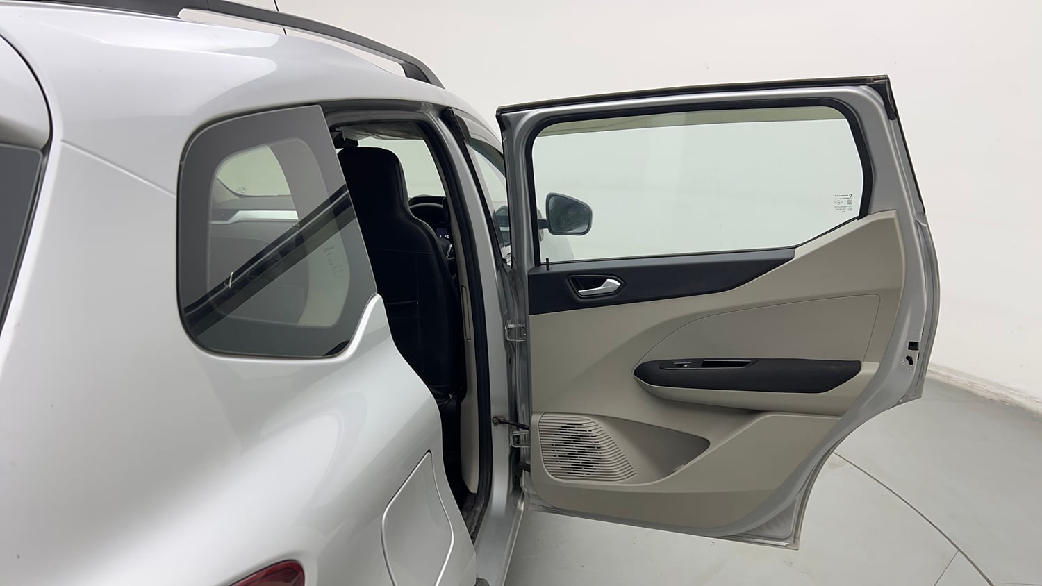 Used 2021 Renault Triber RXZ Petrol Manual interior RIGHT REAR DOOR OPEN VIEW