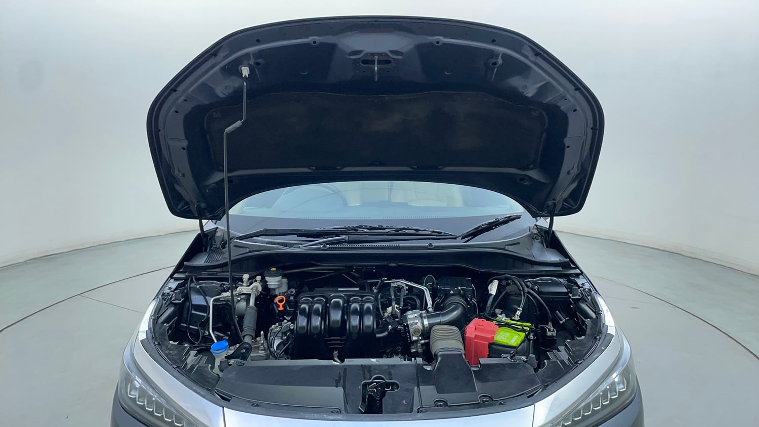 Used 2022 Honda City ZX CVT Petrol Petrol Automatic engine ENGINE & BONNET OPEN FRONT VIEW