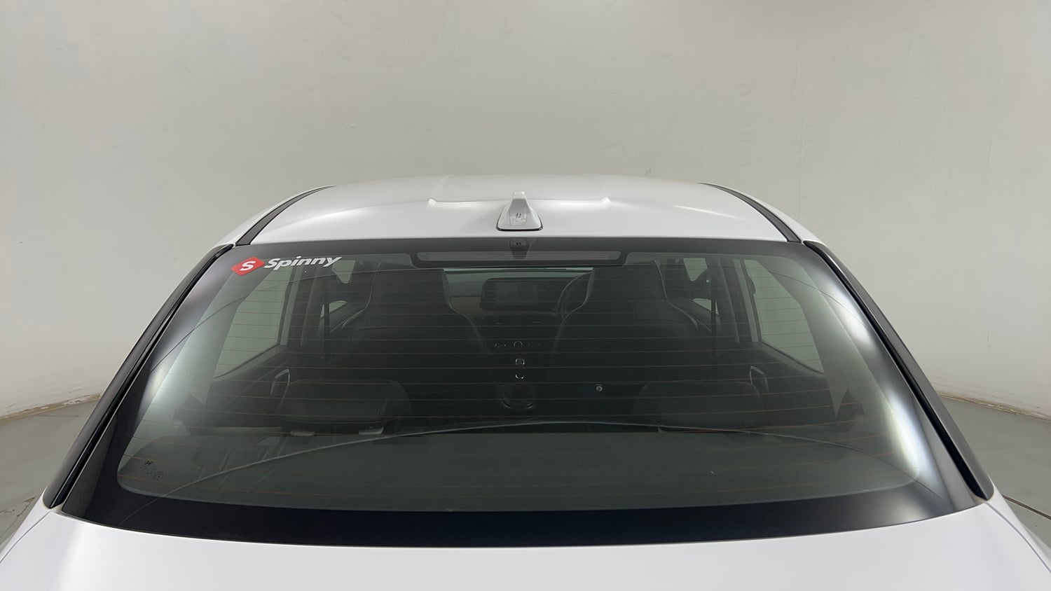 Used 2025 Hyundai Aura SX 1.2 CNG Cng Manual exterior BACK WINDSHIELD VIEW