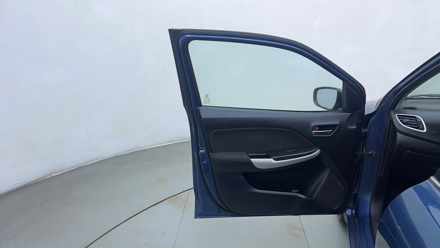 Used 2017 Maruti Suzuki Baleno Delta 1.2 Petrol Manual interior LEFT FRONT DOOR OPEN VIEW