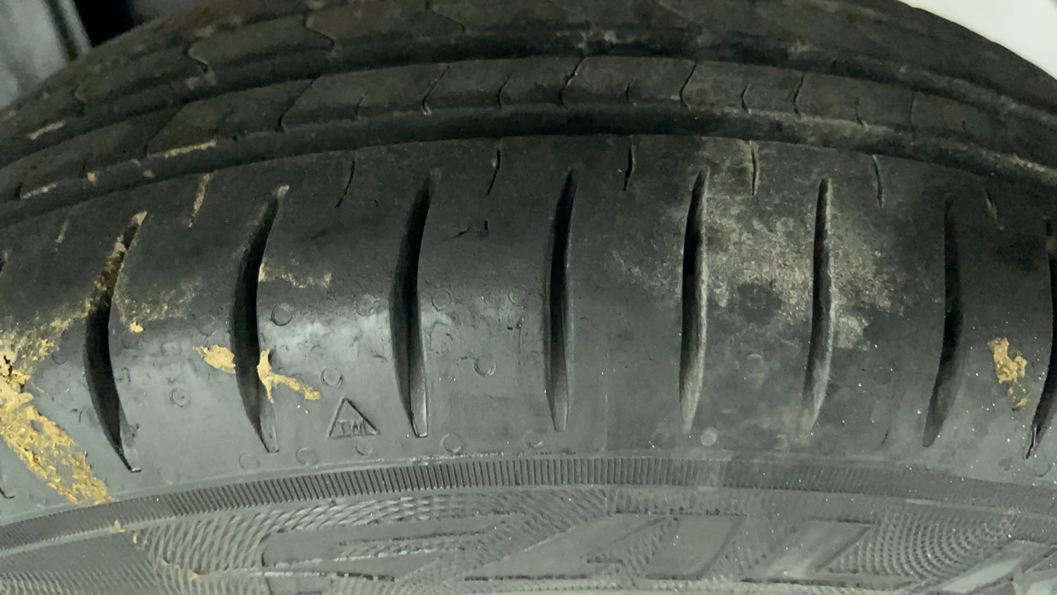 Used 2016 Maruti Suzuki Alto 800 LXi Petrol Manual tyres LEFT REAR TYRE TREAD VIEW
