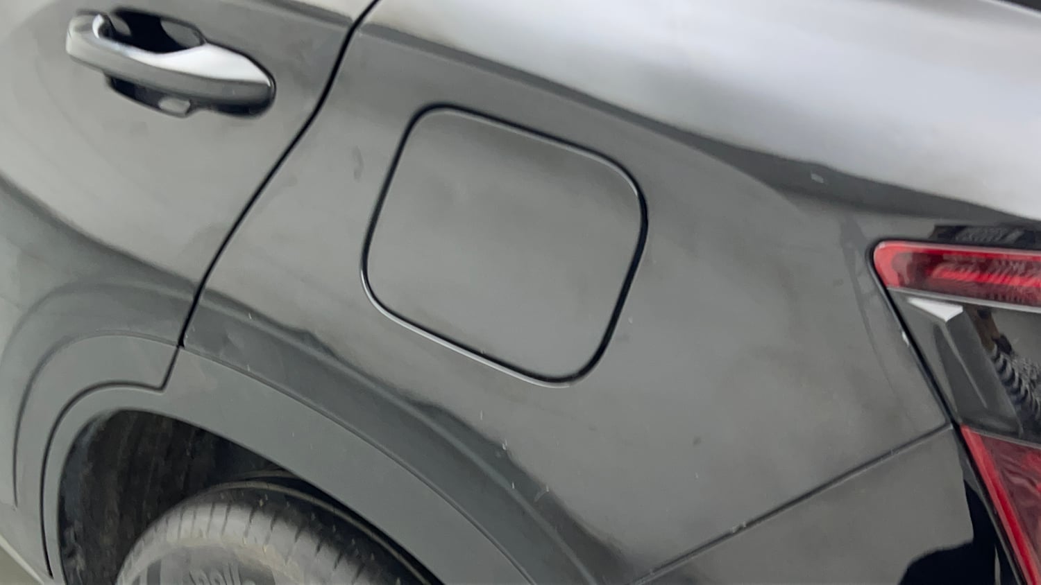 Used 2024 Hyundai Creta EX 1.5 Petrol Petrol Manual dents MINOR SCRATCH