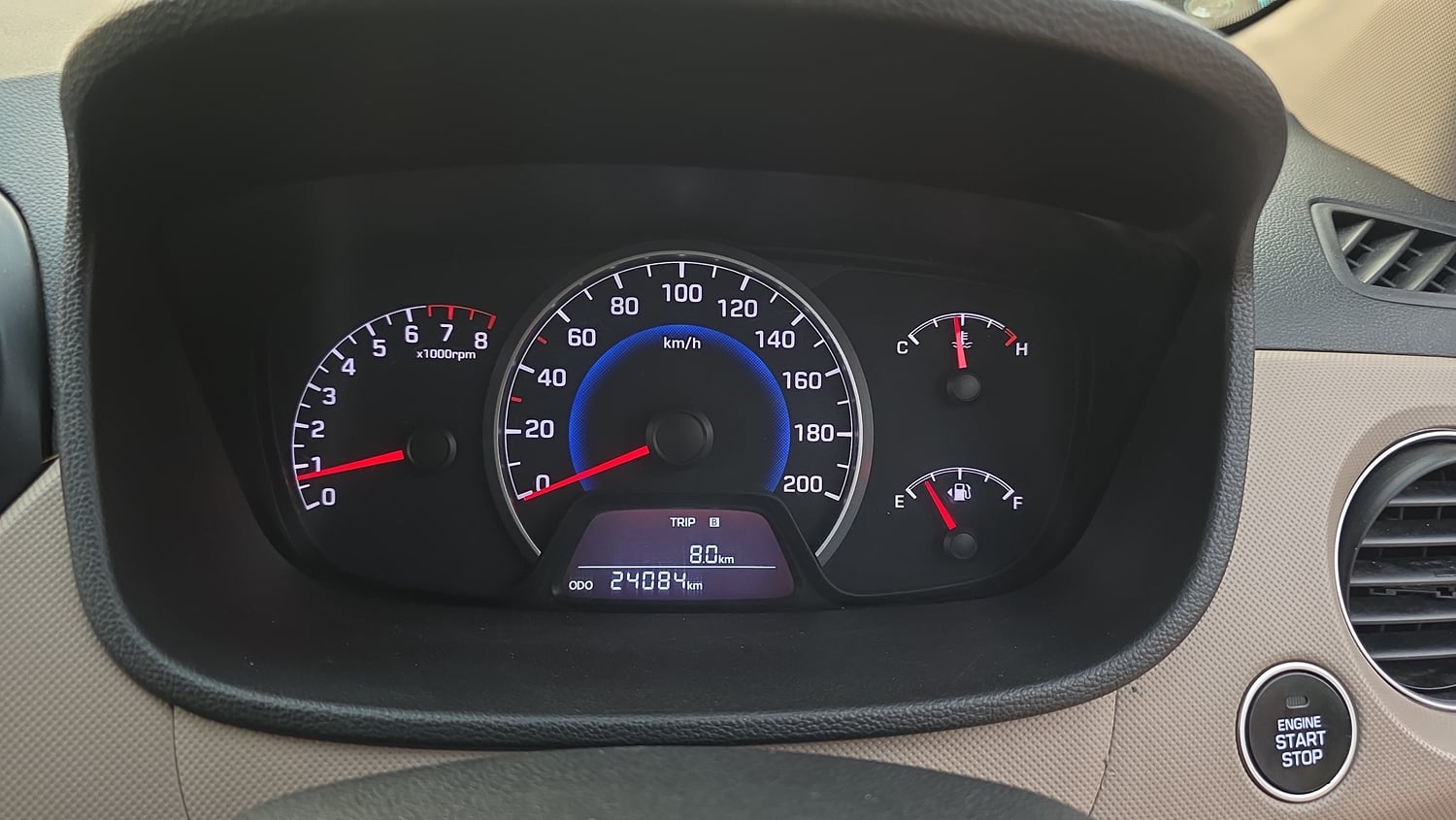 Used 2015 Hyundai Grand i10 Asta 1.2 Kappa VTVT Petrol Manual interior CLUSTERMETER VIEW