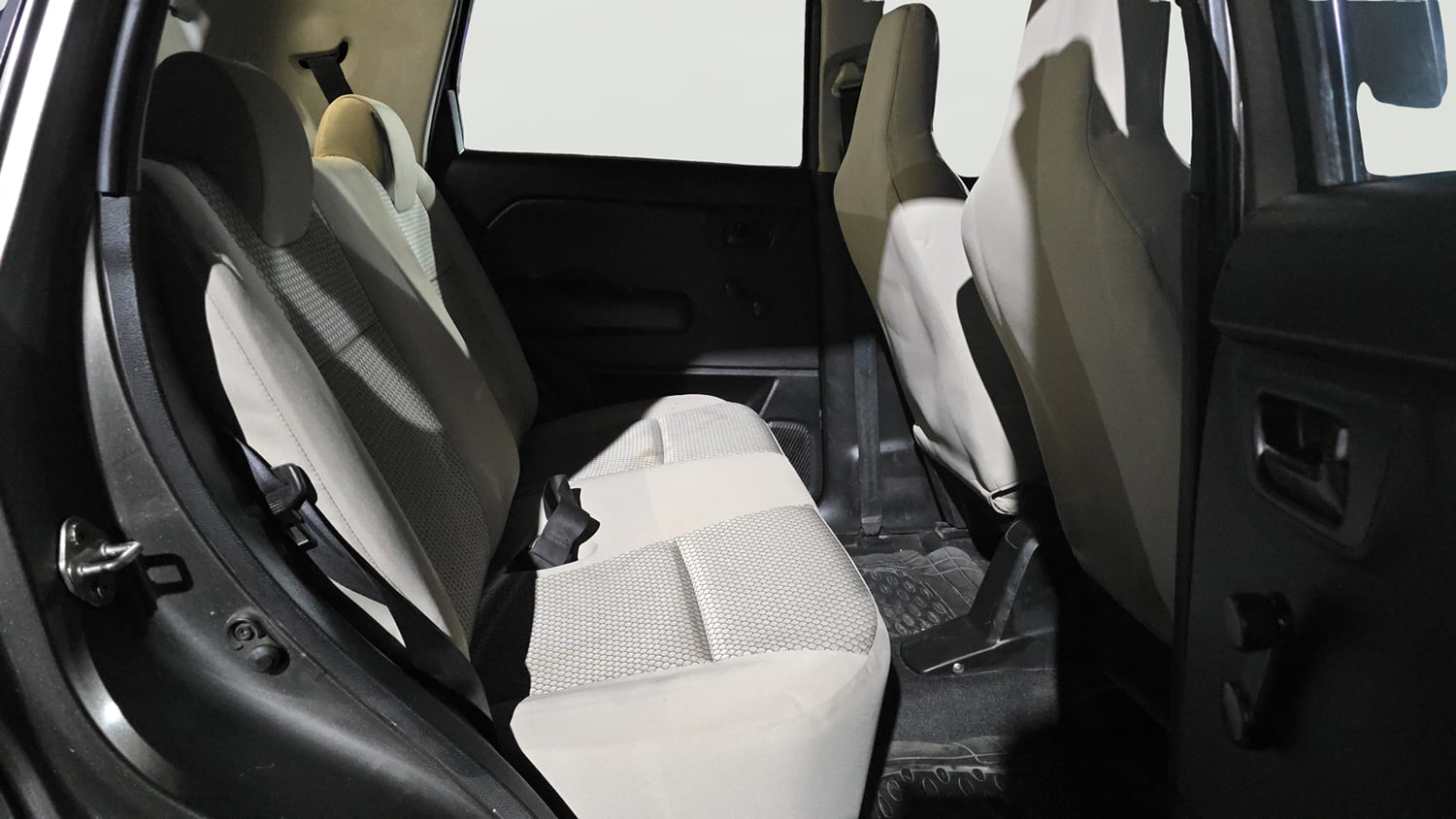 Used 2021 Maruti Suzuki Wagon R LXi 1.0 CNG Cng Manual interior RIGHT SIDE REAR DOOR CABIN VIEW
