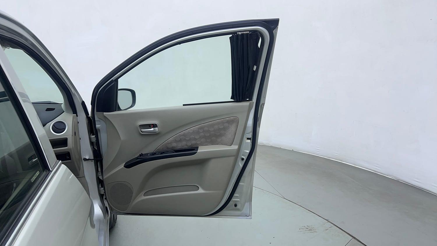 Used 2017 Maruti Suzuki Celerio ZXI (O) AMT Petrol Automatic interior RIGHT FRONT DOOR OPEN VIEW