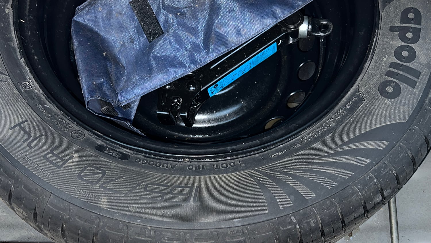 Used 2021 Hyundai Grand i10 Nios Magna 1.2 Kappa VTVT CNG Cng Manual tyres SPARE TYRE VIEW