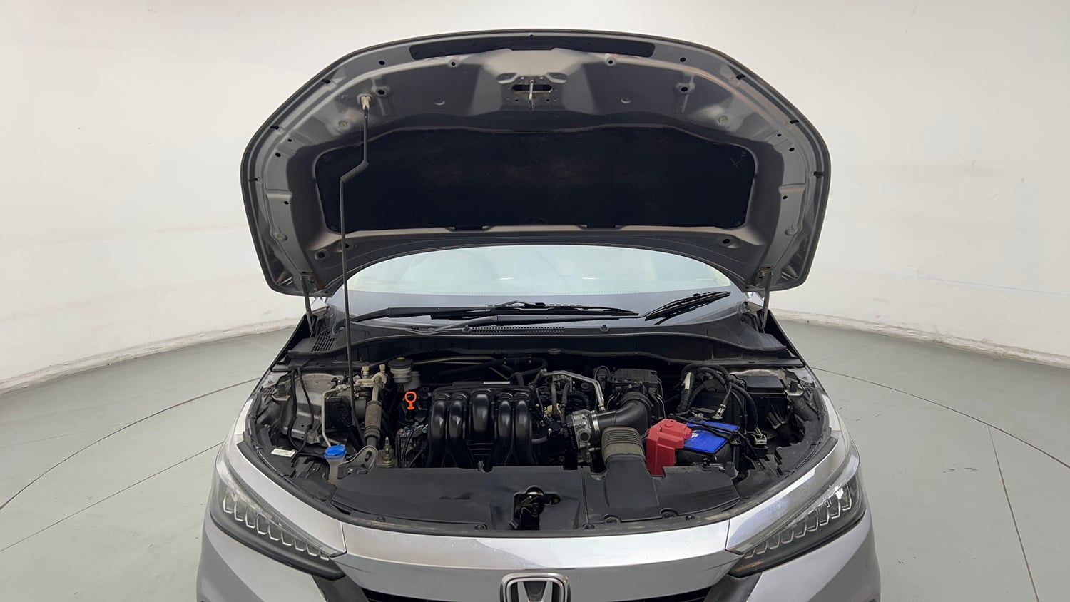 Used 2021 Honda City ZX Petrol Petrol Manual engine ENGINE & BONNET OPEN FRONT VIEW