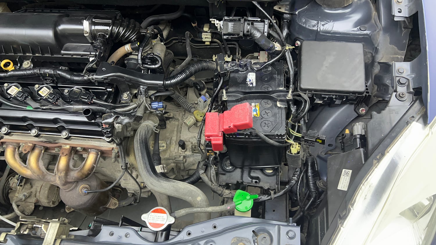 Used 2018 Maruti Suzuki Dzire VXi Petrol Manual engine ENGINE LEFT SIDE VIEW