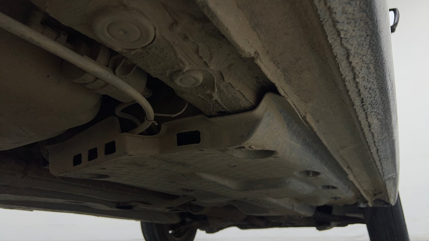 Used 2018 Volkswagen Polo Trendline 1.2L (P) Petrol Manual extra REAR RIGHT UNDERBODY VIEW