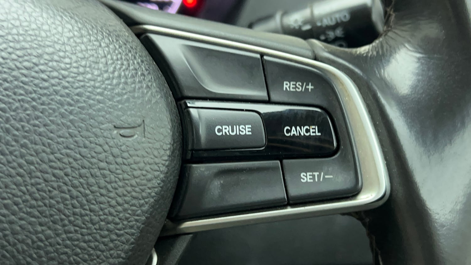 Used 2021 Honda City ZX Petrol Petrol Manual top_features Cruise control