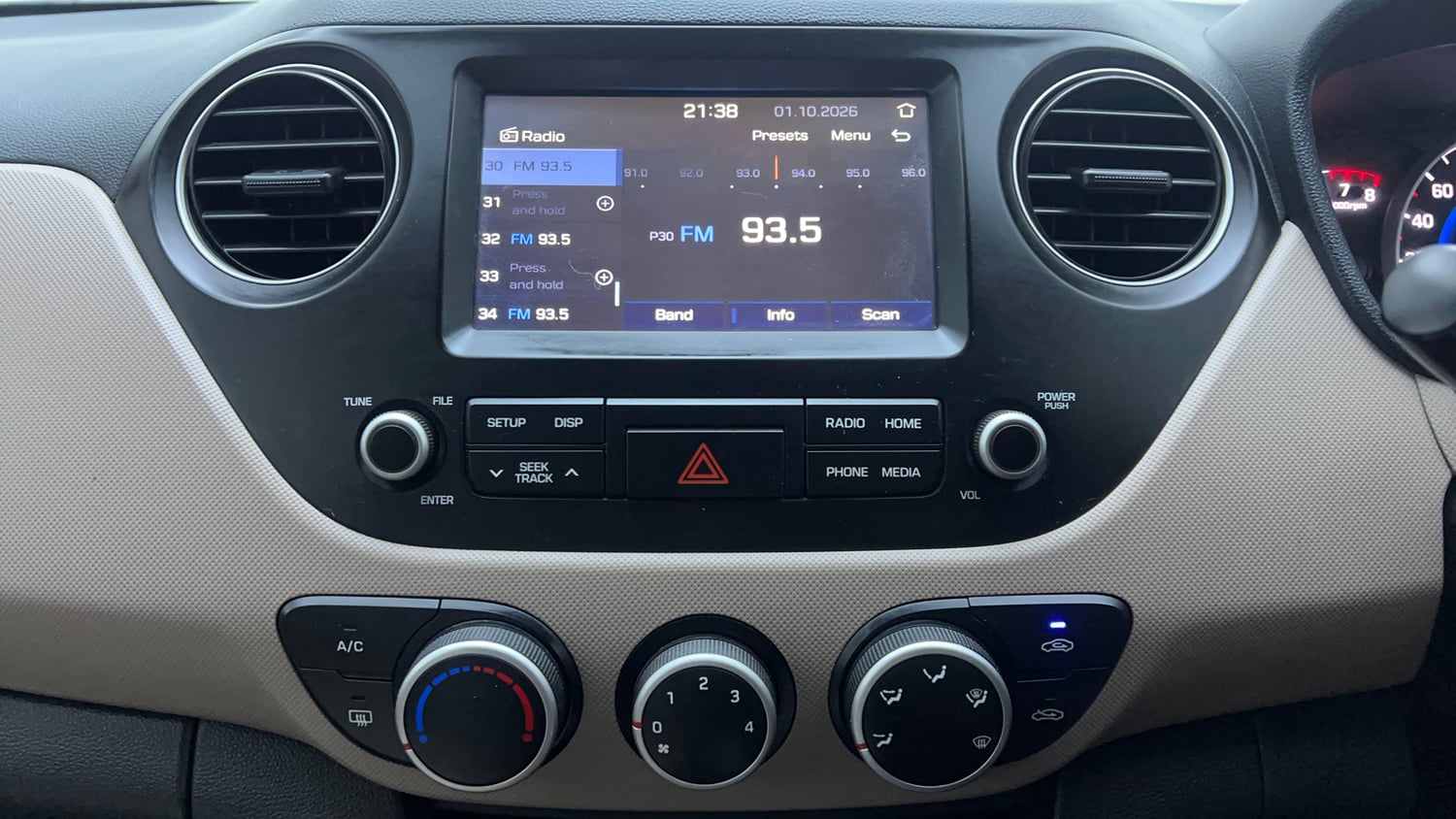 Used 2018 Hyundai Grand i10 Sportz AT 1.2 Kappa VTVT Petrol Automatic interior MUSIC SYSTEM & AC CONTROL VIEW