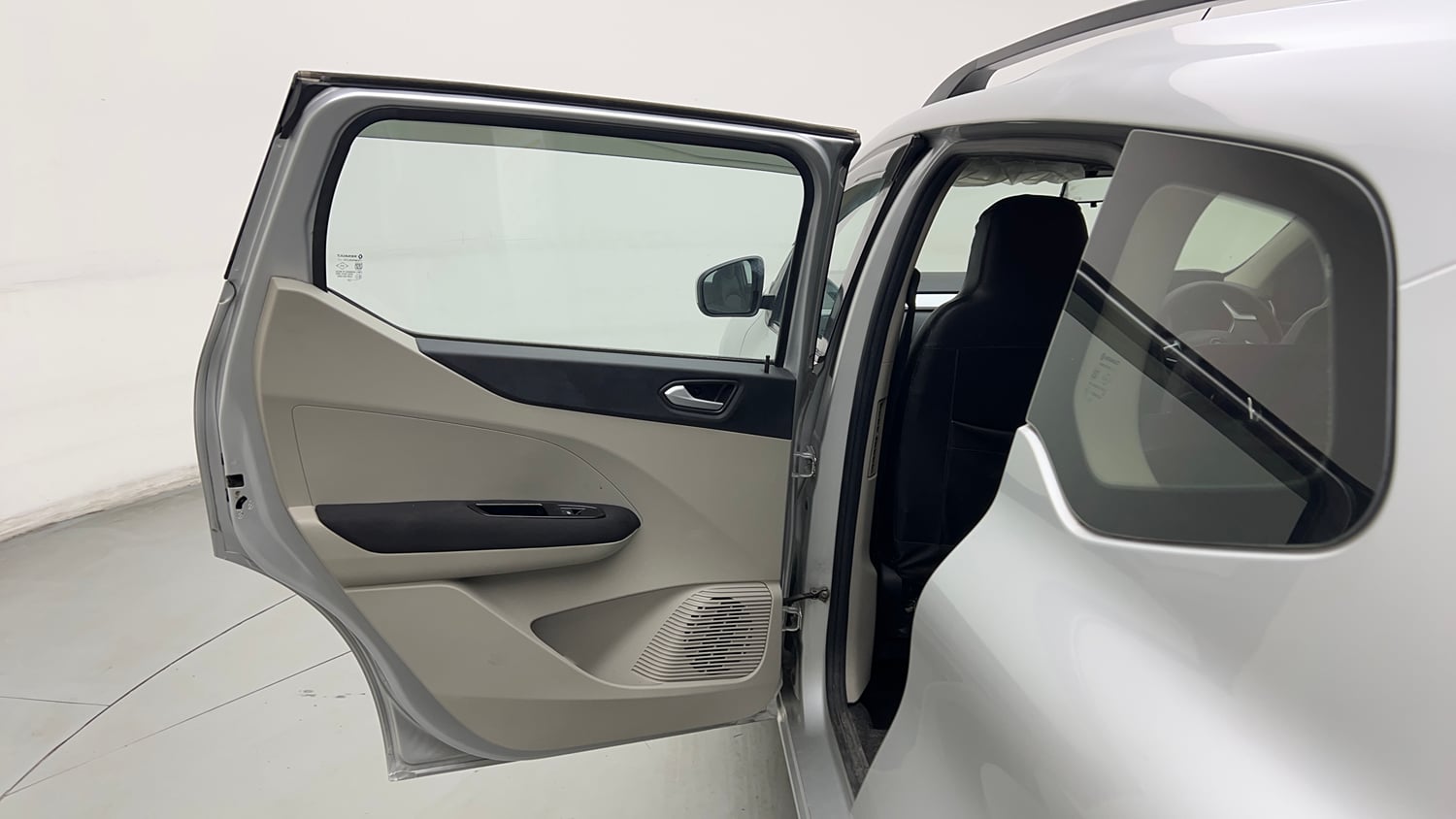 Used 2021 Renault Triber RXZ Petrol Manual interior LEFT REAR DOOR OPEN VIEW