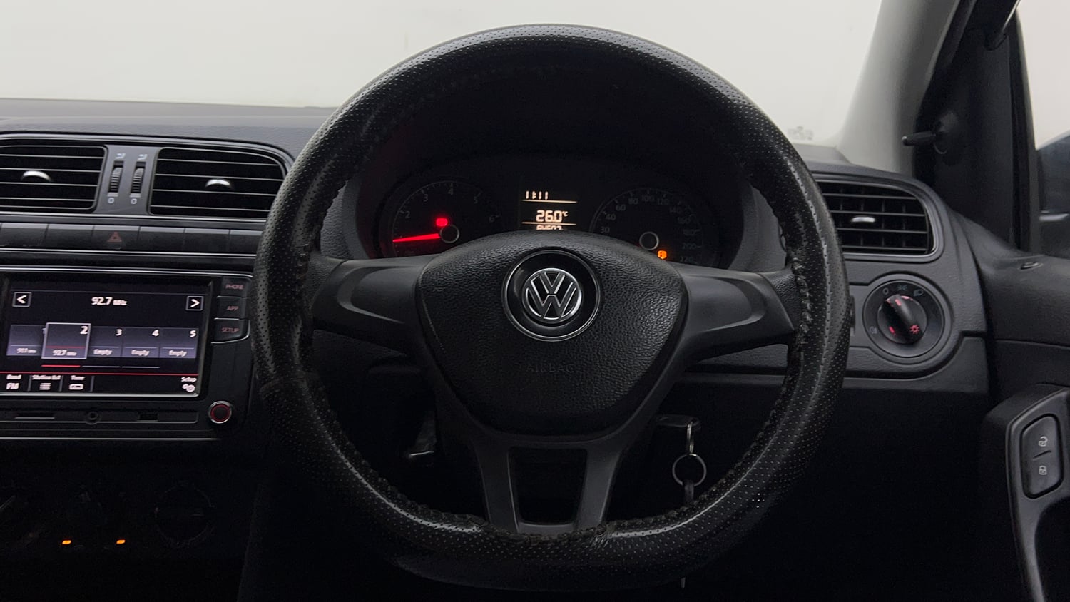 Used 2018 Volkswagen Polo Trendline 1.2L (P) Petrol Manual interior STEERING VIEW