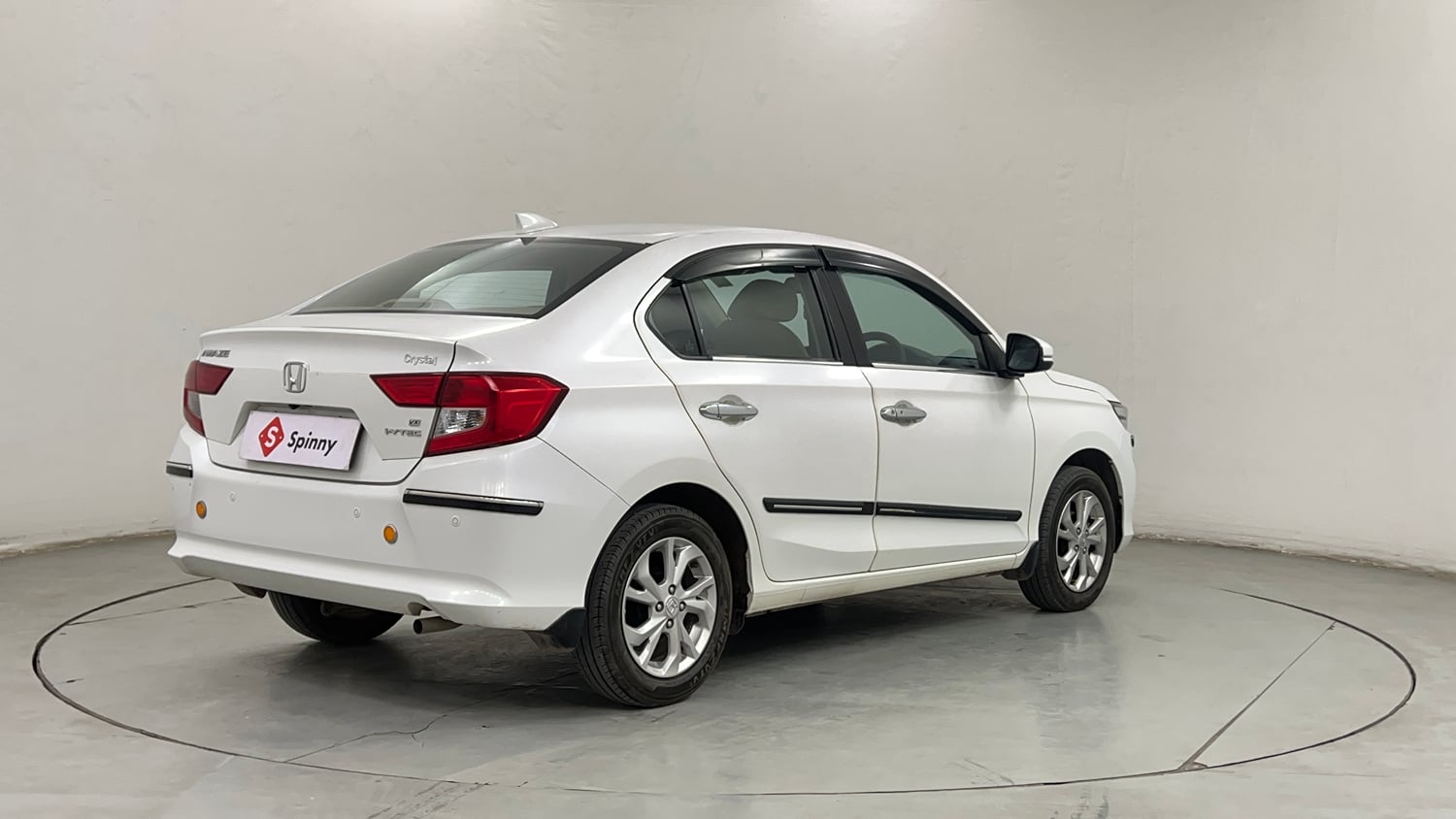Used 2019 Honda Amaze 1.2 VX MT Petrol Petrol Manual exterior RIGHT REAR CORNER VIEW