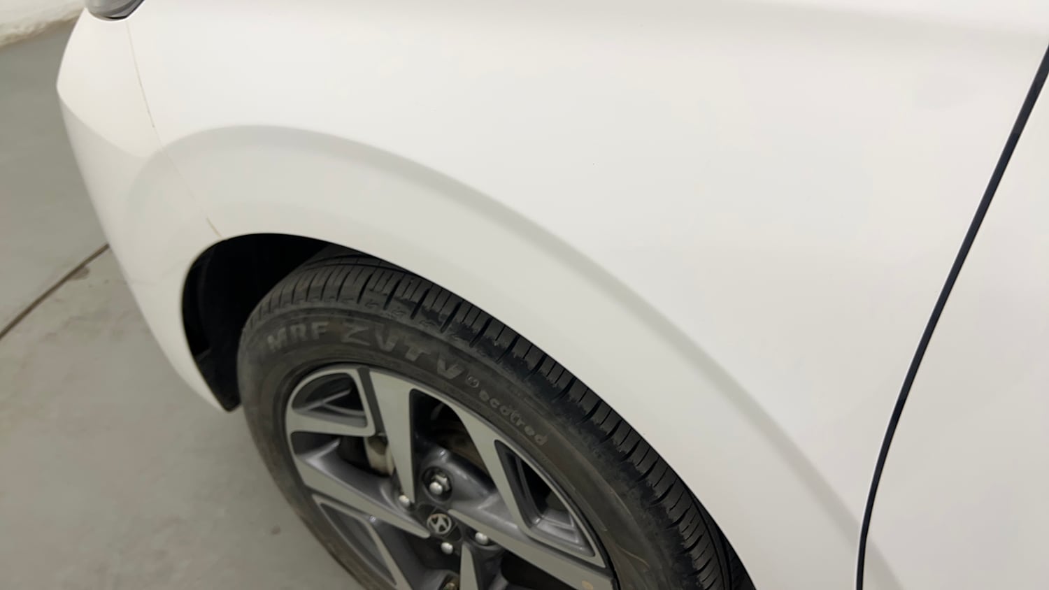 Used 2025 Hyundai Aura SX 1.2 CNG Cng Manual dents MINOR SCRATCH