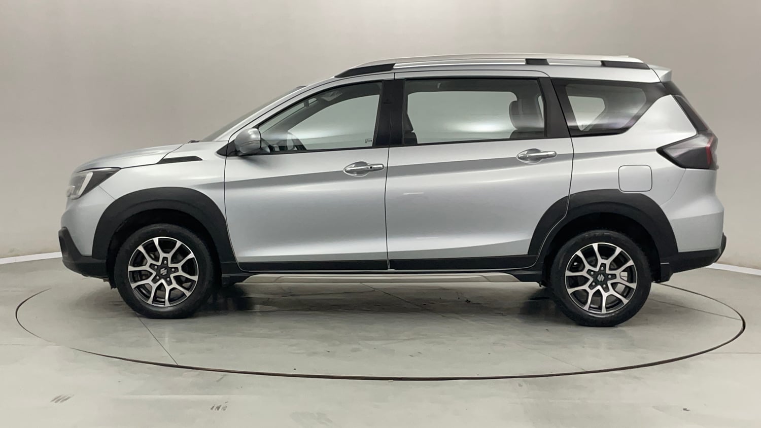 Used 2023 Maruti Suzuki XL6 Zeta MT Petrol Petrol Manual exterior LEFT SIDE VIEW