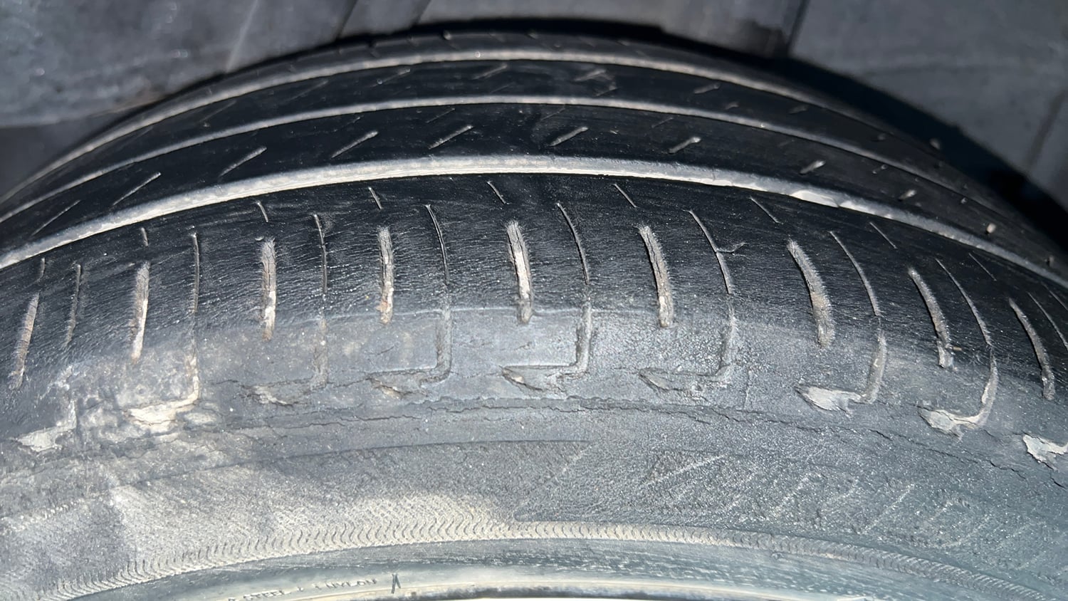 Used 2021 Honda City ZX Petrol Petrol Manual tyres LEFT REAR TYRE TREAD VIEW