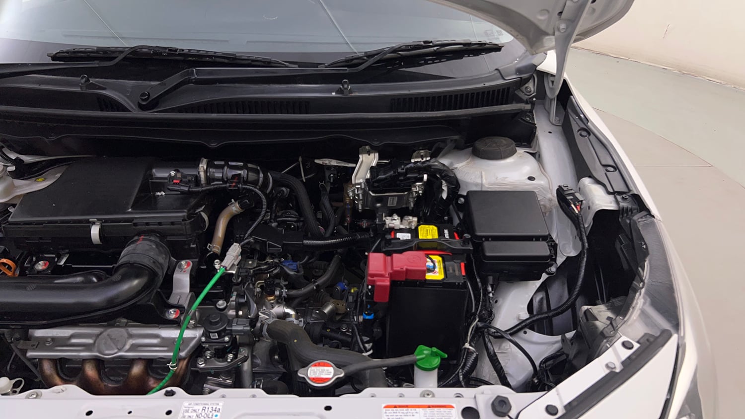 Used 2026 Maruti Suzuki Baleno Zeta MT CNG Cng Manual engine ENGINE LEFT SIDE HINGE & APRON VIEW