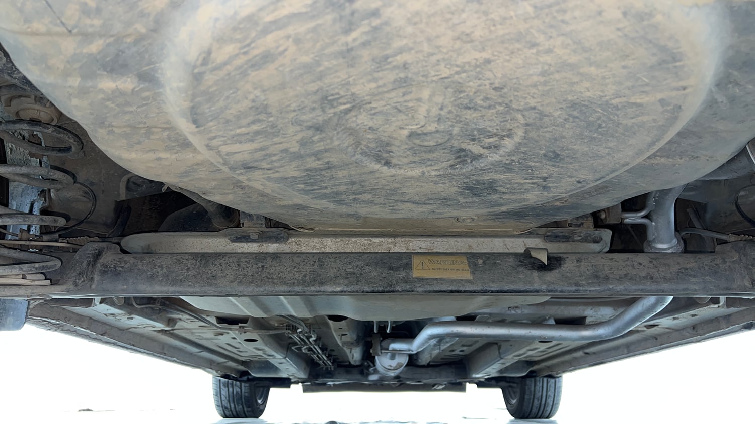 Used 2020 Tata Altroz XZ Petrol Petrol Manual extra REAR UNDERBODY VIEW (TAKEN FROM REAR)