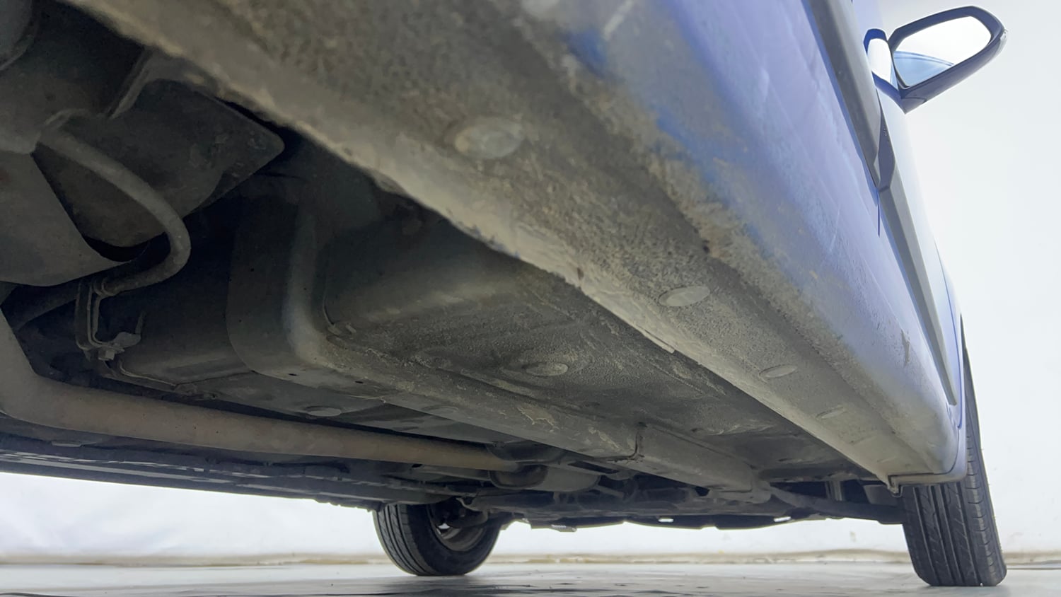 Used 2018 Hyundai Grand i10 Sportz AT 1.2 Kappa VTVT Petrol Automatic extra REAR RIGHT UNDERBODY VIEW