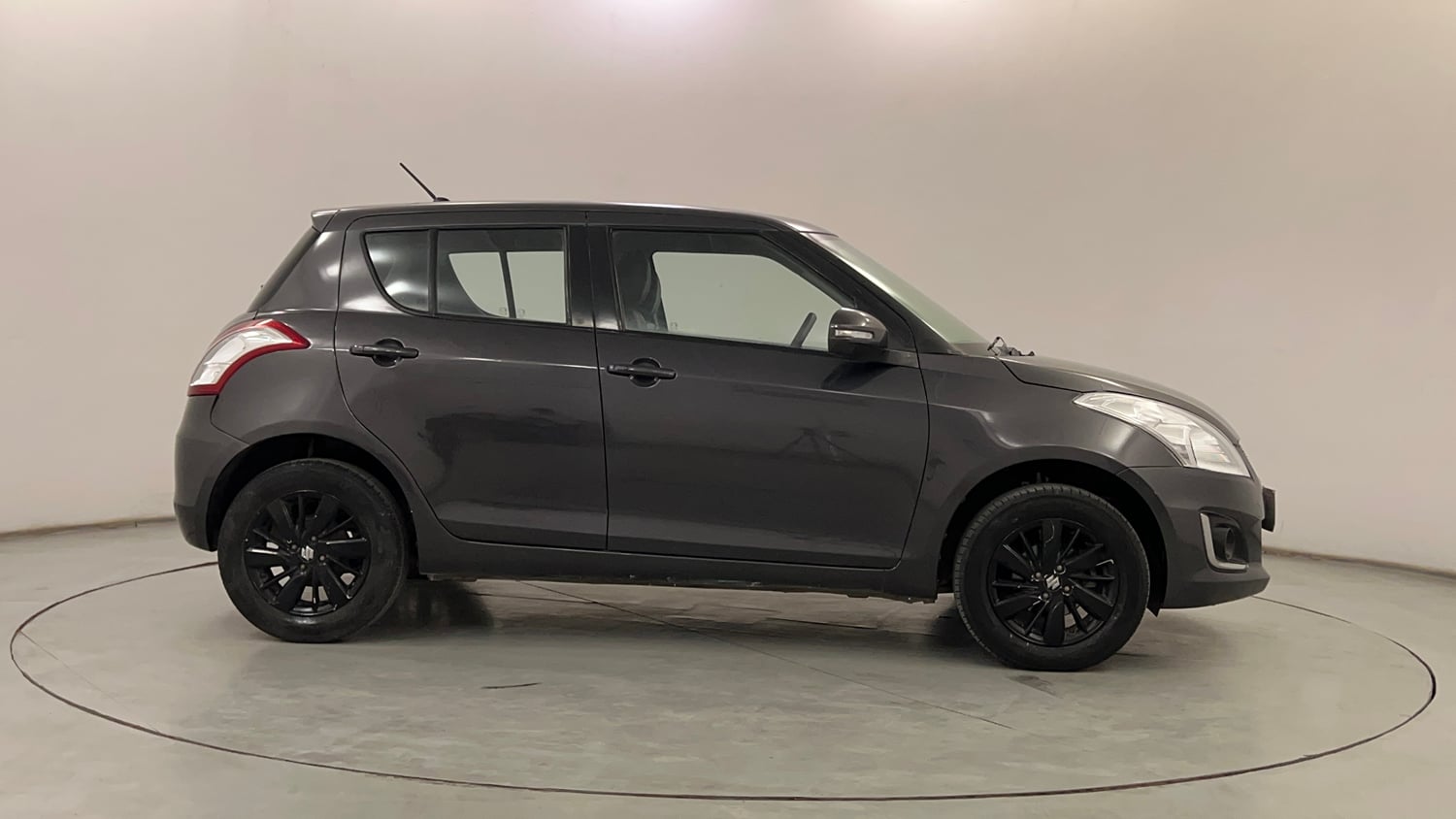 Used 2016 Maruti Suzuki Swift ZDi Diesel Manual exterior RIGHT SIDE VIEW