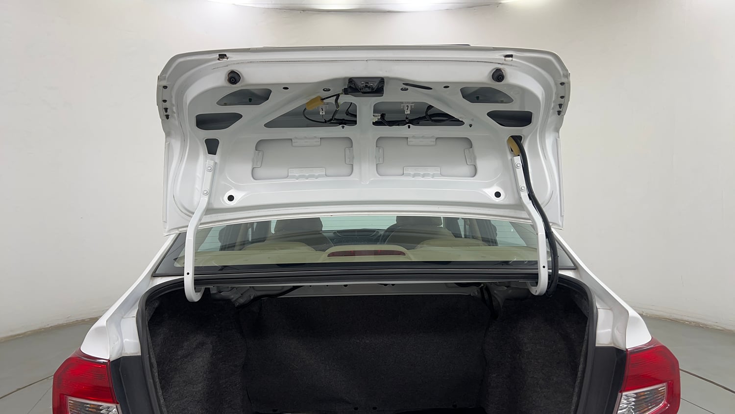 Used 2019 Honda Amaze 1.2 VX MT Petrol Petrol Manual interior DICKY DOOR OPEN VIEW