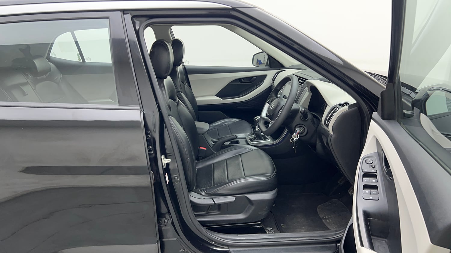 Used 2024 Hyundai Creta EX 1.5 Petrol Petrol Manual interior RIGHT SIDE FRONT DOOR CABIN VIEW