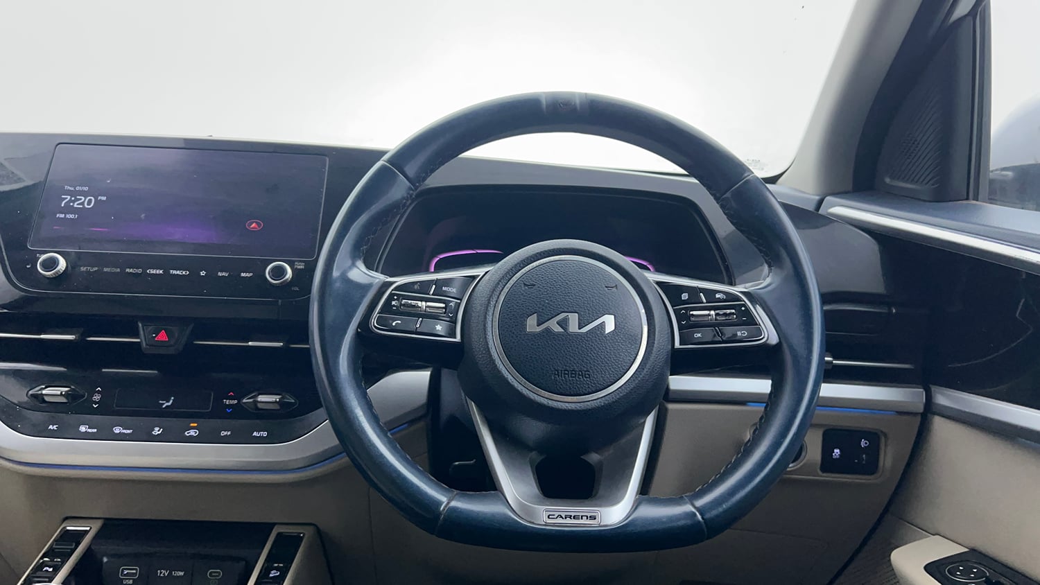 Used 2022 Kia Carens Luxury 1.4 Petrol 7 STR Petrol Manual interior STEERING VIEW